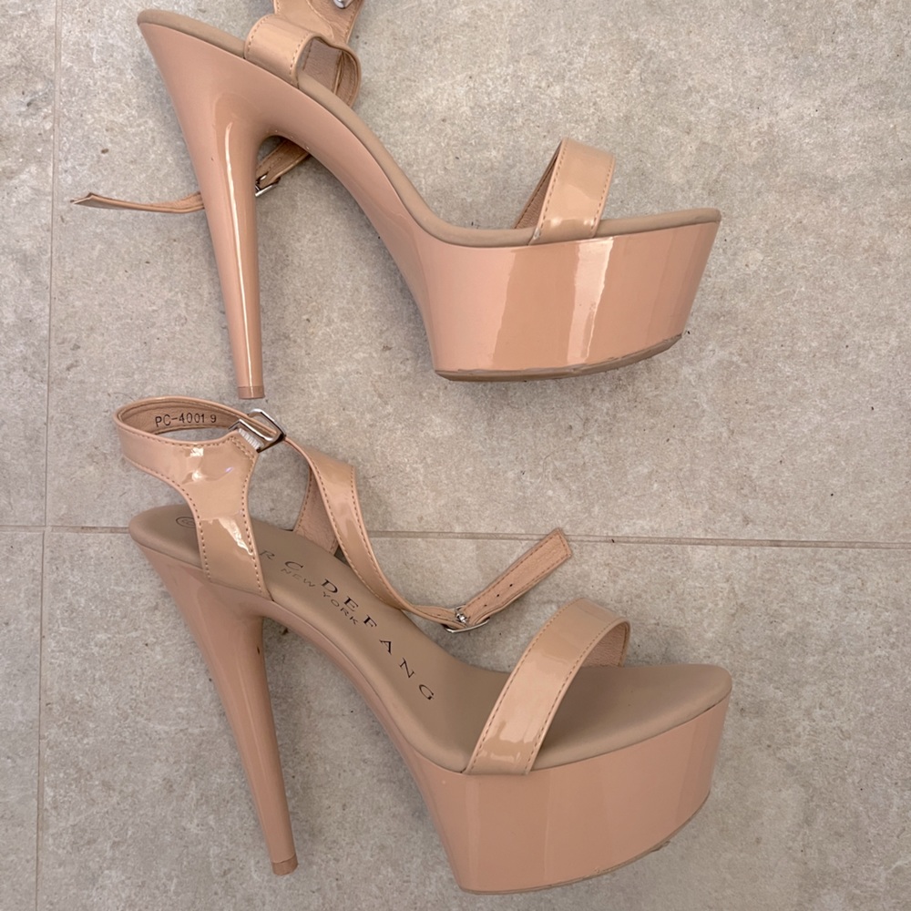 Marc Defang Pageant Heels Size 9 Barely worn